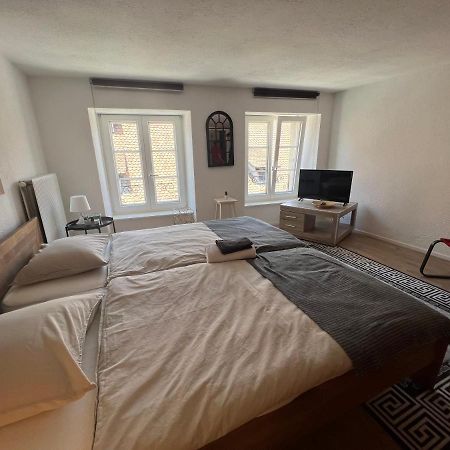 Appartement En Vieille Ville De Porrentruy Esterno foto